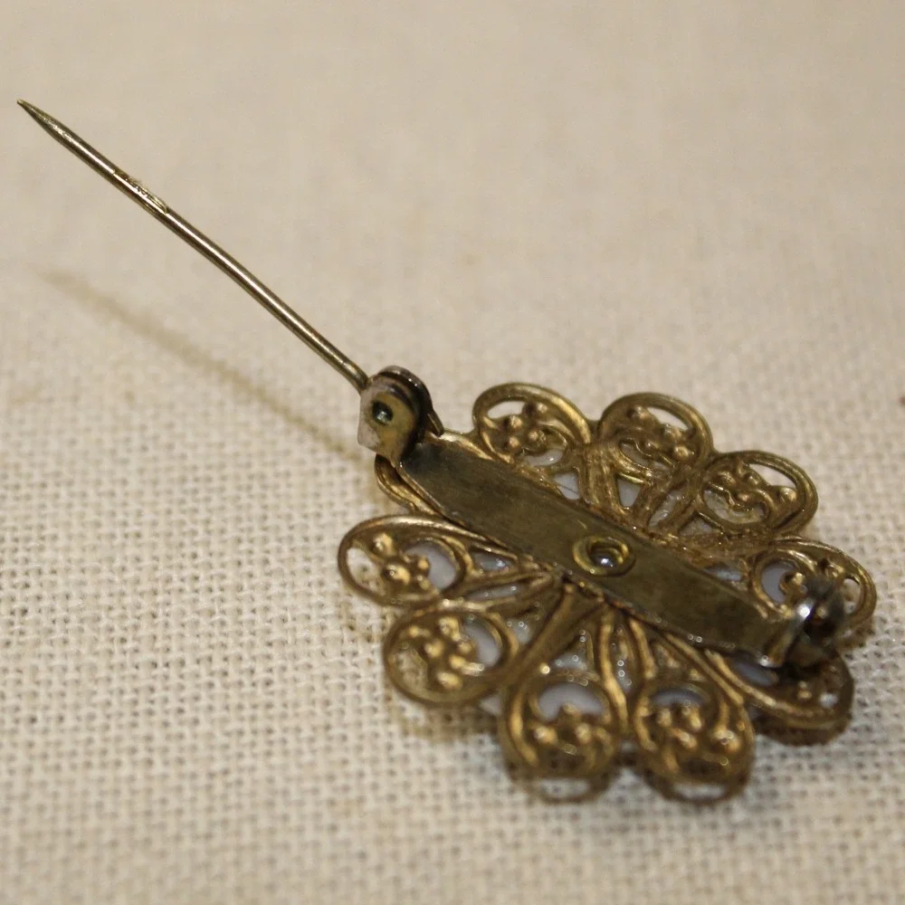 Brooch Rose Filigree Mother of Pearl Gold White Vintage Style Pin 1 Inch Small